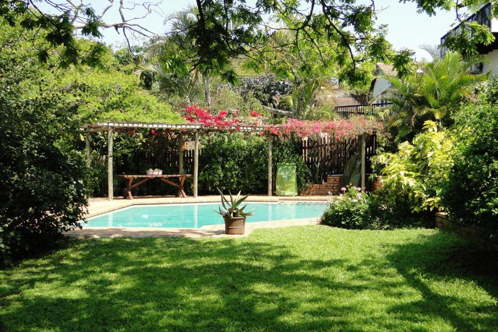 Umbrella Tree B&B ダーバン エクステリア 写真